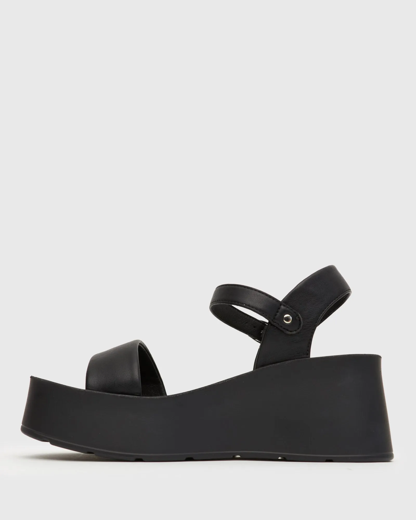 CHUROS Vegan Wedge Sandals