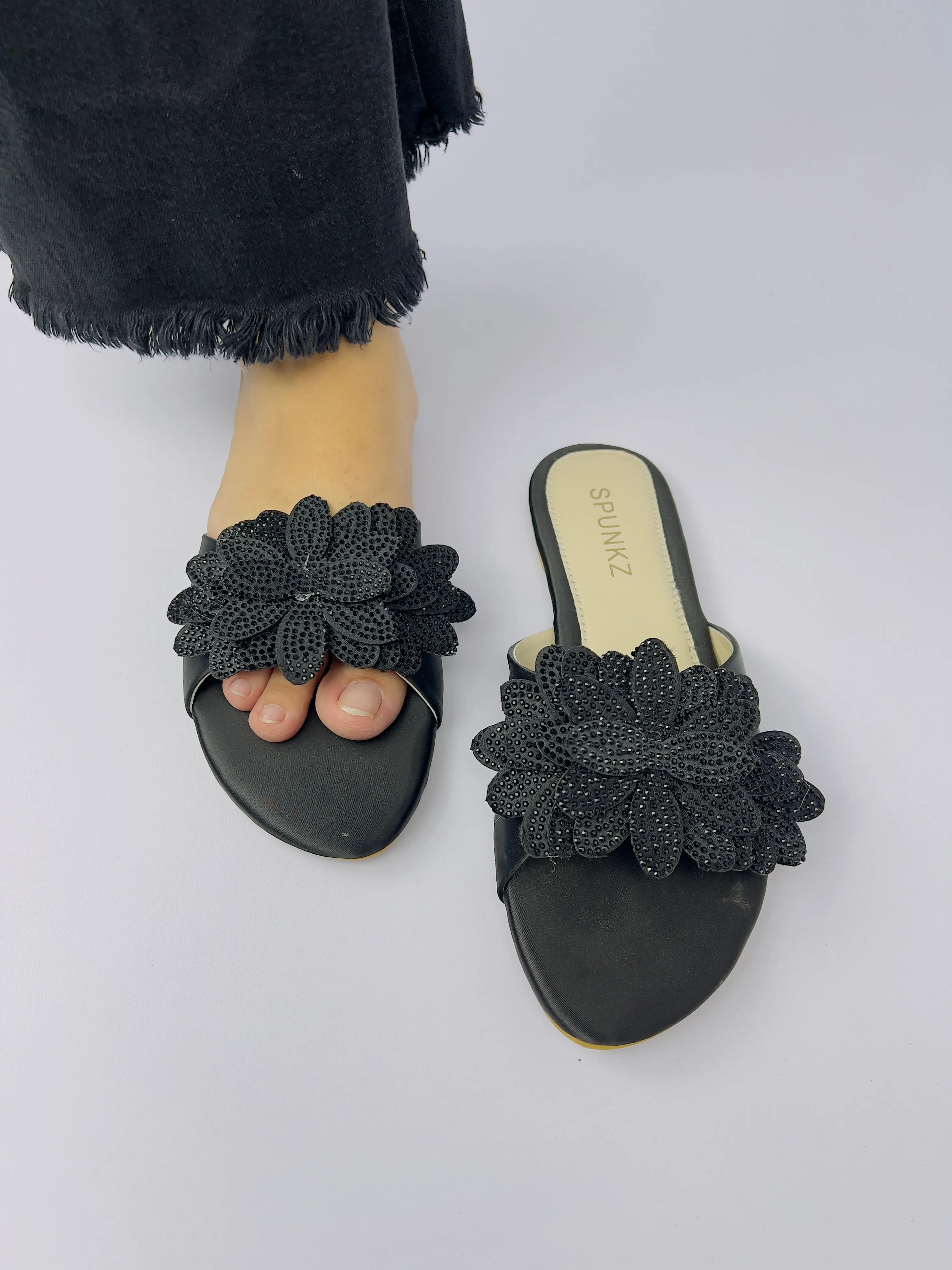 Melena Black Shiny Diamante Flower Slides