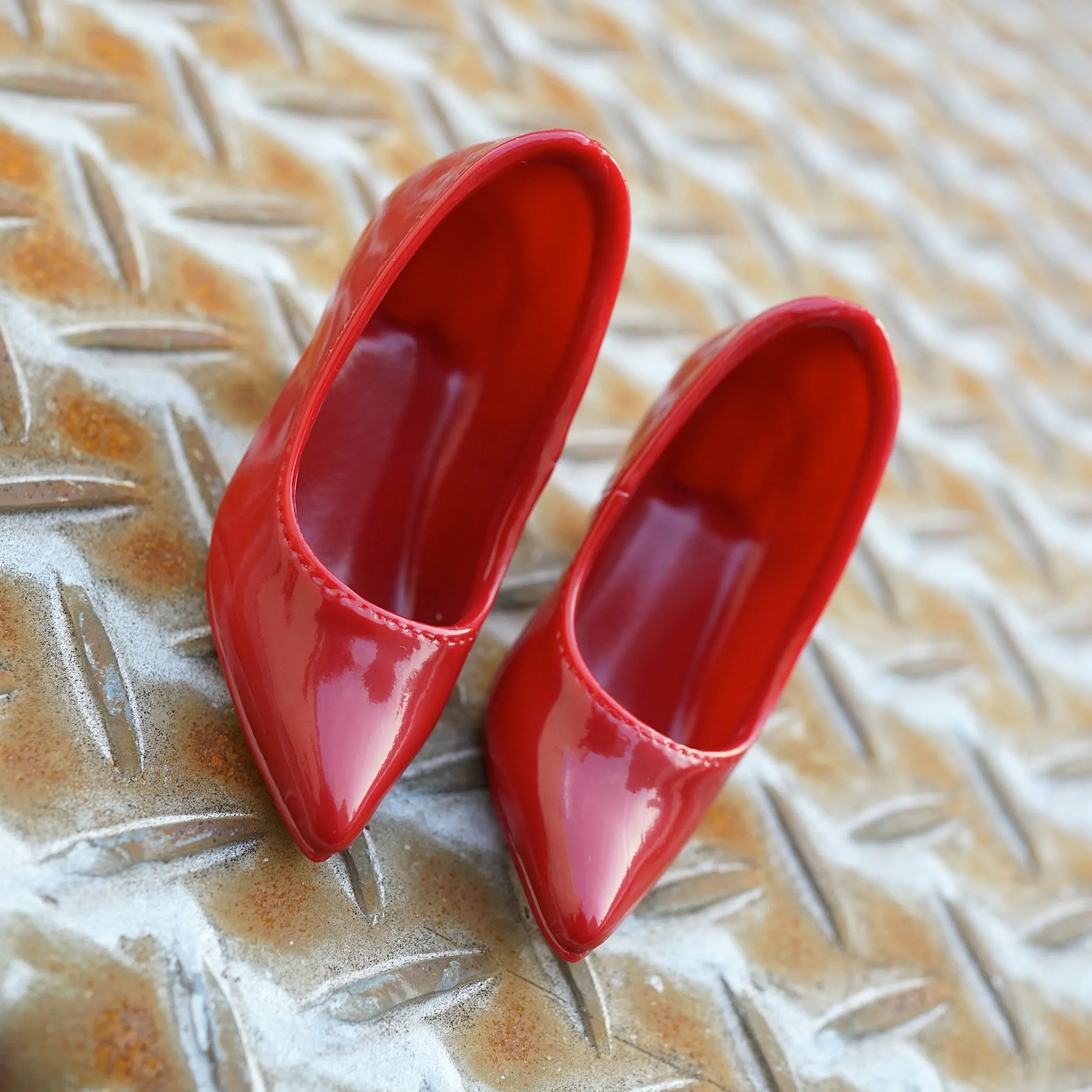 Red Pumps