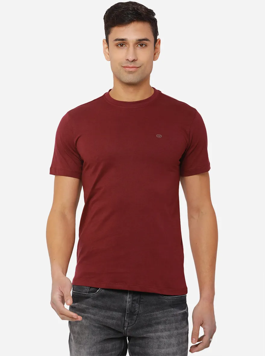 Rubby Red Solid Slim Fit T-Shirt | JadeBlue