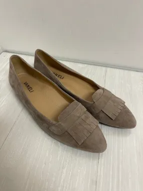 Shoes Flats By Vaneli In Taupe, Size: 8